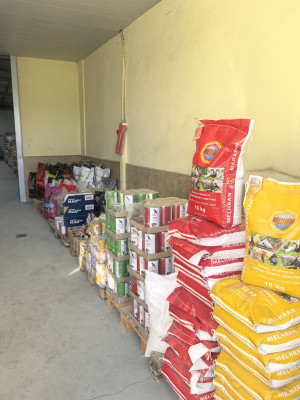 ХРУПИ - склад за храни за домашни любимци