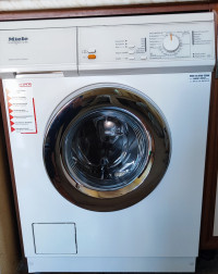 Продавам пералня Miele в гр.Казанлък