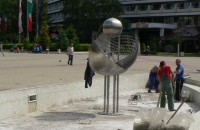 Започна ремонт на шадравана на центъра / Новини от Казанлък