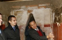 Д-р Косьо Зарев в почетната книга на Казанлък / Новини от Казанлък