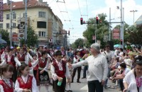 Шествието в Казанлък завърши с меле, в което пострада 10 годишно момче / Новини от Казанлък