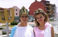 Царица Роза 2012 избира Павел Баня тази вечер / Новини от Казанлък