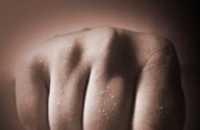 Баба и внуци набиха магазинер / Новини от Казанлък