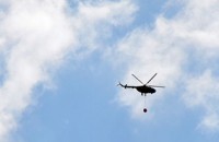 Хеликоптери продължават да гасят пожара на Скобелево / Новини от Казанлък