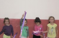 С обновени и пълни зали НЧ “Възродена Искра“ откри новия творчески сезон / Новини от Казанлък