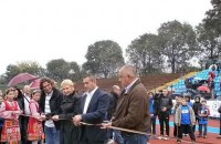 Деца от школата на Пендарева спечелиха злато. Бойко Борисов преряза лентата на стадиона в Русе / Спортни новини от Казанлък