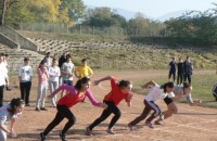 ПМГ и Мати Болгария спечелиха ученическите първенства по лека атлетика / Спортни новини от Казанлък