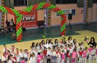 Клубът по гимнастика завърши годината с Коледен концерт / Спортни новини от Казанлък