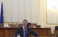 Казанлъшкият депутат Караниколов прощава преди Коледа / Новини от Казанлък