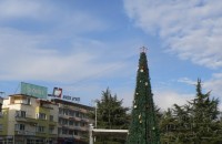 Топлото време изкара казанлъчани от домовете / Новини от Казанлък