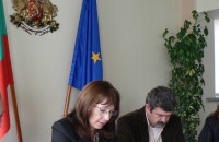 Проектобюджетът на Община Казанлък за 2013 година бе представен днес / Новини от Казанлък