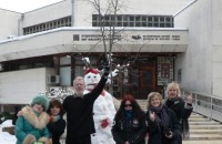 Видео: Нов Смейко се усмихва пред Художествената галерия / Новини от Казанлък