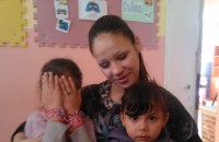 Младежите от “Взаимопомощ“ раздаваха мартеници и добро настроение / Новини от Казанлък