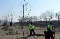 Почистиха района между улица “Кенали“ и ж.п. линията / Новини от Казанлък