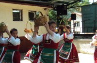 Деца от Крън танцуваха в Национален фолклорен фестивал / Новини от Казанлък