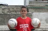 С футболен мач деца казаха: “Не на дрогата, да на спорта“ / Новини от Казанлък