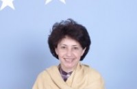 Аксения Тилева поднесе цветя на паметника на Левски / Новини от Казанлък