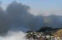 Продължава гасенето на пожара в казанлъшкото сметище (обновена)  / Новини от Казанлък