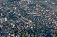 Срещи с граждани в кварталите преди строителството на центрове за сираци в Казанлък / Новини от Казанлък