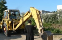 Видео: Първа копка на проекта за изграждане и канализацията на квартал „Крайречен“ / Новини от Казанлък