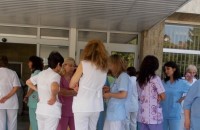 Протест блокира представител на Община Казанлък в болницата в Стара Загора / Новини от Казанлък