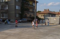 Откриха новия безплатен паркинг зад пазара / Новини от Казанлък