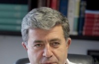 Генчо Начев оперира сърце на жена, докато тя ражда / Новини от Казанлък