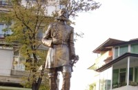 Сменят сгрешената плоча на Паметника на Скобелев / Новини от Казанлък