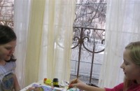 Изложба Коледно градче подготвят в Арт линия и Ателието / Новини от Казанлък