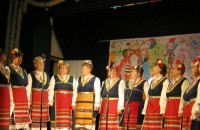 Коледен поздрав „Спомени, блянове” / Новини от Казанлък