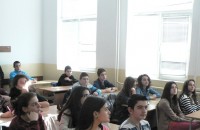 Омбудсманът запозна ученици с ползите и задълженията от притежаването на лична карта / Новини от Казанлък