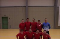 Футболен тим от Казанлък  спечели благотворителния турнир в подкрепа на Вики / Спортни новини от Казанлък