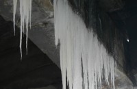 Ледените висулки: красота и опасност / Новини от Казанлък