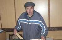 82-годишният Крум Крачанов събира свирки от цял свят / Новини от Казанлък