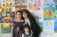 Възпитаниците на Ваня Запрянова правят мартеници и печелят конкурси / Новини от Казанлък