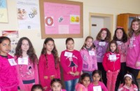 Учениците от Хаджидимитрово казаха “Не! На тормоза в училище“, обличайки розови тениски / Новини от Казанлък