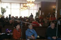 ГЕРБ – Казанлък с осмомартенски подарък към Клуба на пенсионерите / Новини от Казанлък