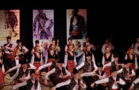 Със стилна церемония и вълнуващ концерт на ансамбъл „Тракия“ бяха закрити Чудомирови празници ’2014 / Новини от Казанлък