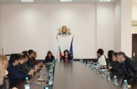 Областният управител се срещна с представители на Съюза на хотелиерите и ресторантьорите от Казанлък / Новини от Казанлък