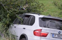 Джип изхвърча от пътя близо до Шипка / Новини от Казанлък