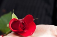 ДПС подпомогна социално слаби семейства от областта в първия учебен ден / Новини от Казанлък