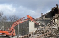 Събориха Лалчо - видео / Новини от Казанлък