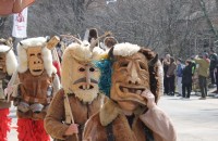 Фестивал на кукерите в Павел баня: Човек е до време, традицията е вечна / Новини от Казанлък