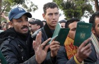 От засекретеното заседание: над 700 бежанци и емигранти от арабските страни има в региона / Новини от Казанлък