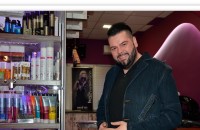 Стенли ще бъде фризьор на Цариците Роза 2015 / Новини от Казанлък