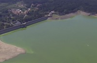 Преливащият през зимата язовир “Копринка“ сега критично пресъхва / Новини от Казанлък