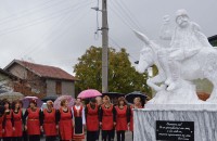Паметник на Бай Ганьо бе открит в казанлъшкото с. Енина / Новини от Казанлък