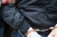  Задържаха двама за кражба на 3 300 лева и златни накити / Новини от Казанлък