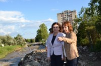 Министър Бъчварова и Кметът на Общината посетиха засегнати от наводненията места в района / Новини от Казанлък