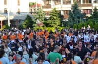 Народни хора огласиха град Казанлък / Новини от Казанлък